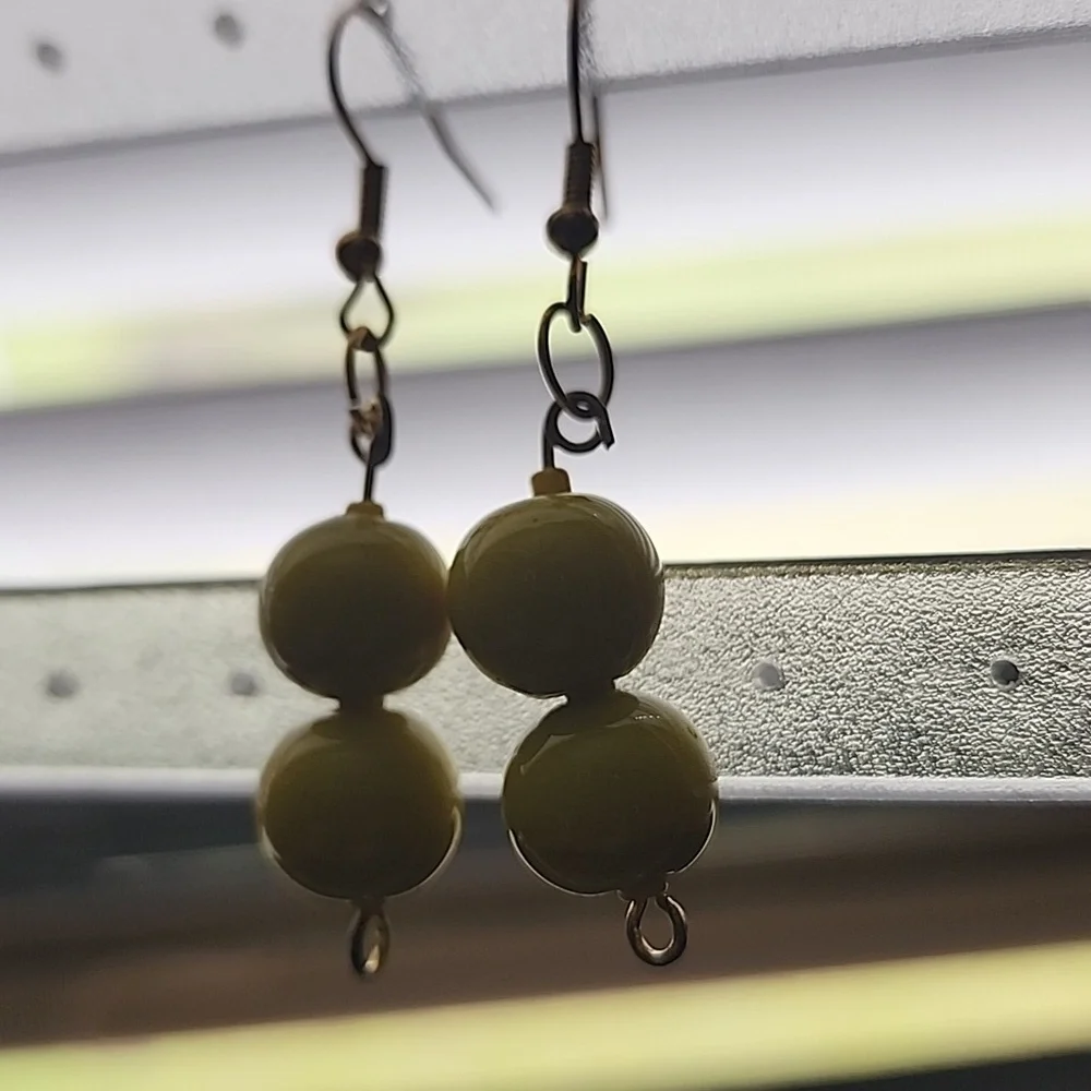 handmade Yellow Beaded Earrings - Picture 2 of 4